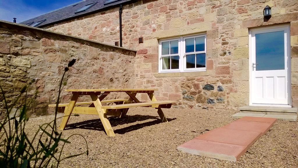 Old Farm Holiday Cottages - Scottish Borders Chirnside Exterior foto